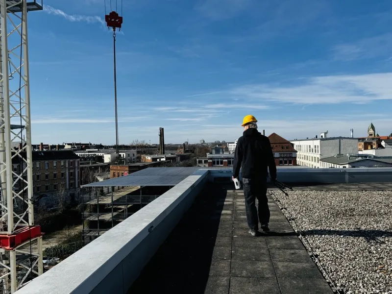 Blick vom Rooftop auf die Baustelle in Plagwitz, Leipzig